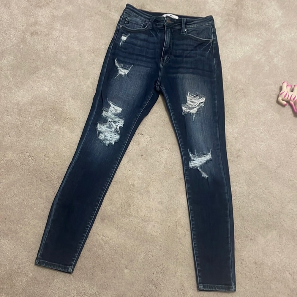 KanCan Jeans— Distressed
